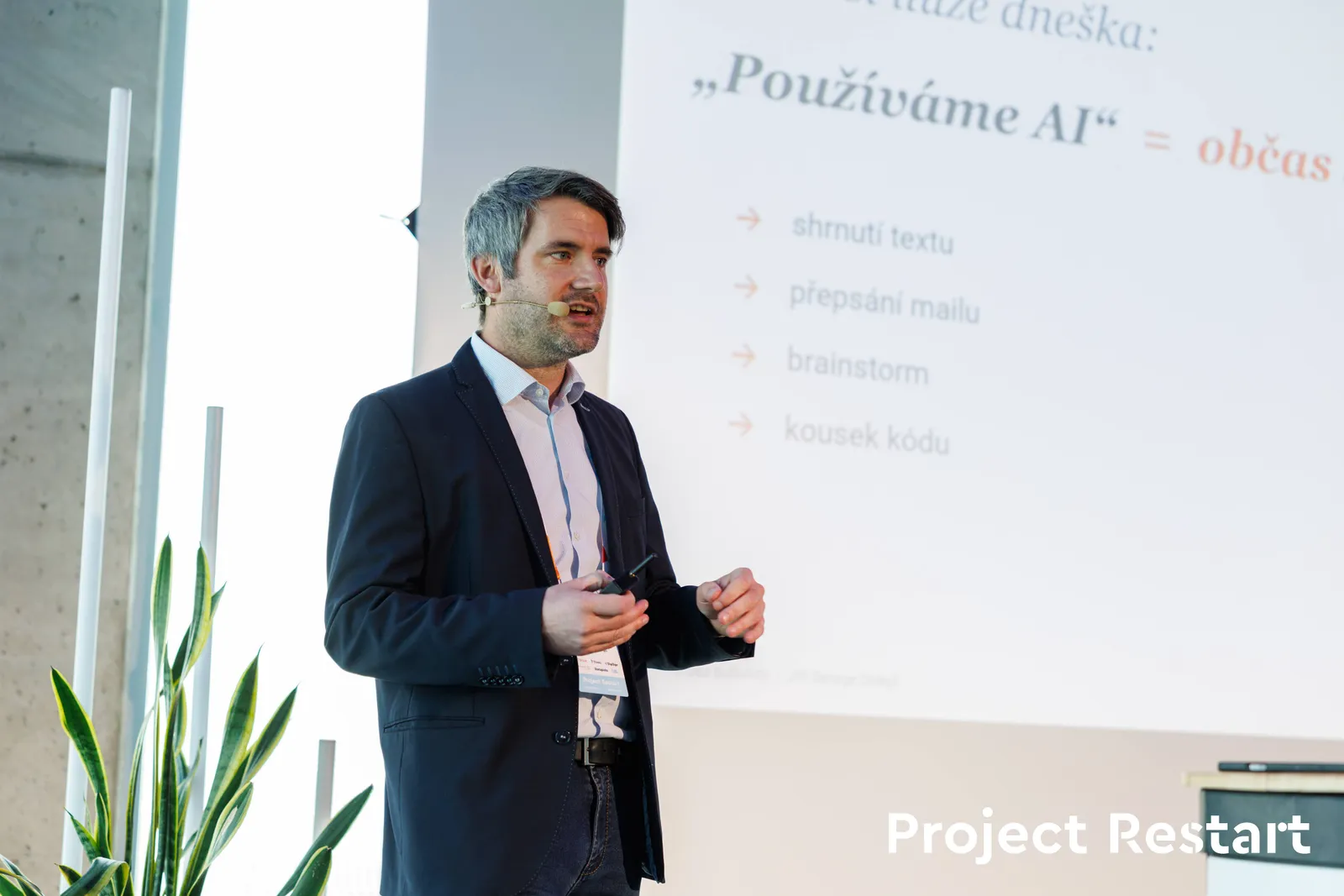 Project Restart 2026 — Jiří George Dolejš na pódiu, foto 01